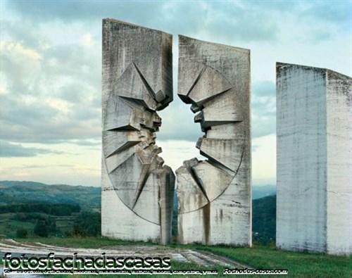 Monumentos olvidados Yugoslavos de la segunda guerra mundial